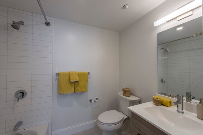 69 Ashford St, Unit 103 in Boston, MA - Building Photo - Building Photo