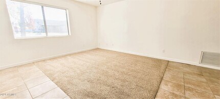 220 S Paloma in Show Low, AZ - Building Photo - Building Photo