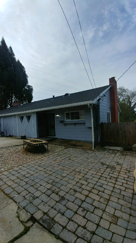 property at 1560 Highland Blvd