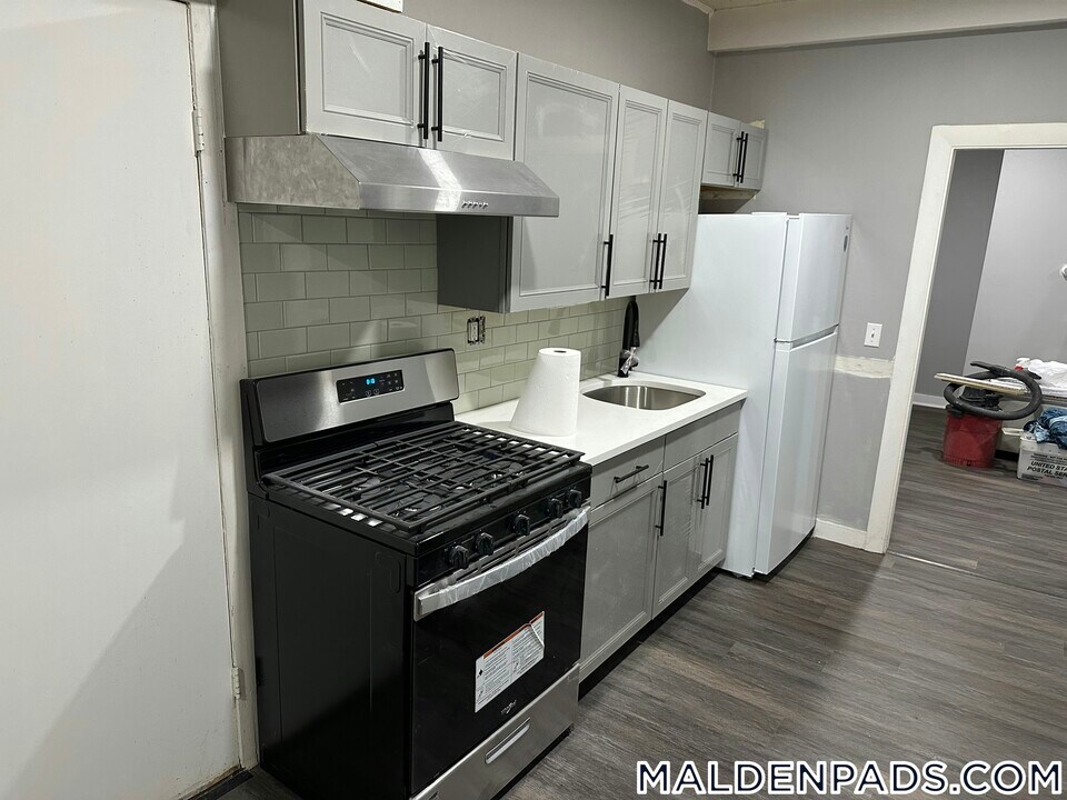 785 Main St in Malden, MA - Building Photo
