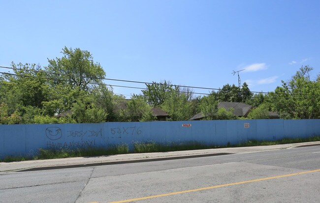 Greenwich Village Towns in Toronto, ON - Building Photo - Building Photo