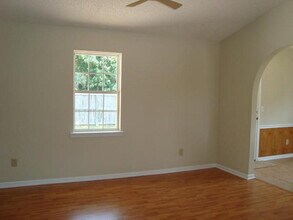 1968 Kingston Ln in Hinesville, GA - Building Photo - Building Photo