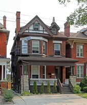 102 Herkimer St in Hamilton, ON - Building Photo