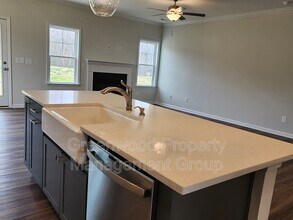 6217 Cadence Dr in Greensboro, NC - Building Photo - Building Photo