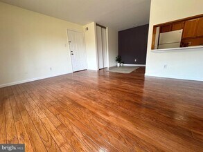 1502 The Woods in Cherry Hill Township, NJ - Building Photo - Building Photo