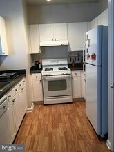11325 Aristotle Dr in Fairfax, VA - Building Photo - Building Photo