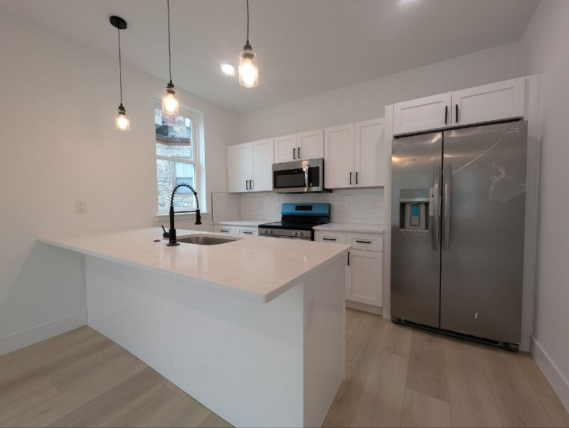 835 N 63rd St in Philadelphia, PA - Building Photo