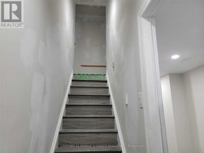 63 Clearfield Dr in Brampton, ON - Building Photo - Building Photo