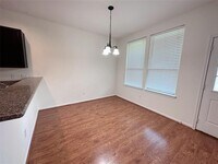 17018 Wilthorne Gardens Ct photo'