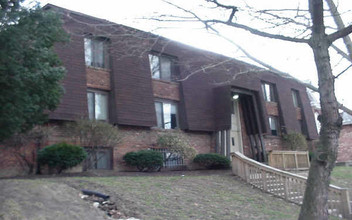 1770 Summit St in Columbus, OH - Building Photo - Building Photo