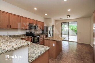 4142 S Mariposa Dr in Gilbert, AZ - Foto de edificio - Building Photo