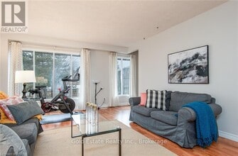49 Cedarwoods Crescent in Kitchener, ON - Building Photo - Building Photo