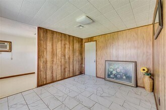 745 SE 42nd St in Oklahoma City, OK - Building Photo - Building Photo