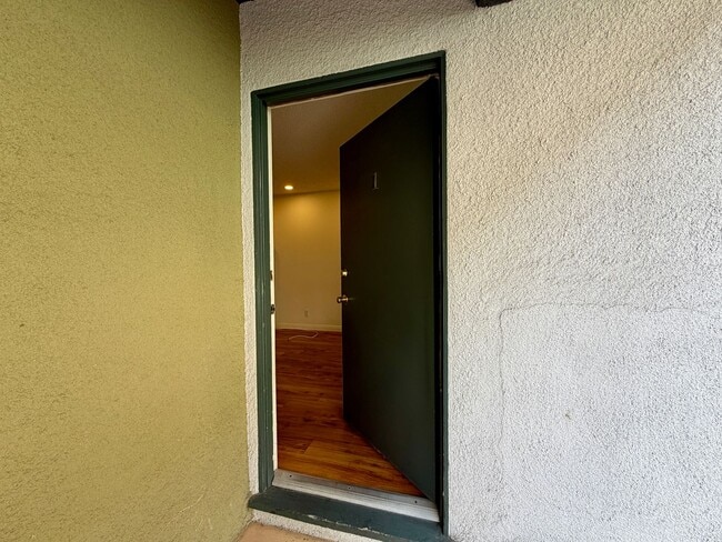 12618 Pacific Ave in Los Angeles, CA - Building Photo - Building Photo