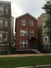 3410 W Walnut St in Chicago, IL - Building Photo - Building Photo