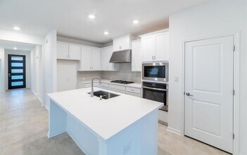 6400 Night Chinook Dr in Buda, TX - Foto de edificio - Building Photo