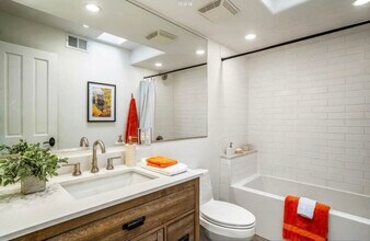 817 E Alameda St, Unit #7 in Santa Fe, NM - Building Photo - Building Photo