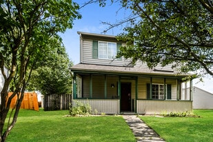 6643 Manassas Dr in Indianapolis, IN - Building Photo