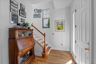 6012 Yeats Manor Dr in Tampa, FL - Building Photo - Building Photo