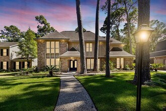 5411 Graystone Ln in Houston, TX - Building Photo - Building Photo