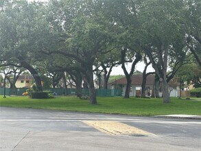 11391 SW 74th Terrace in Miami, FL - Building Photo - Building Photo