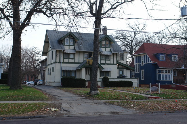 1219 34th St in Des Moines, IA - Building Photo - Building Photo