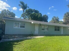 8817 Dania Dr in Palm Beach Gardens, FL - Building Photo