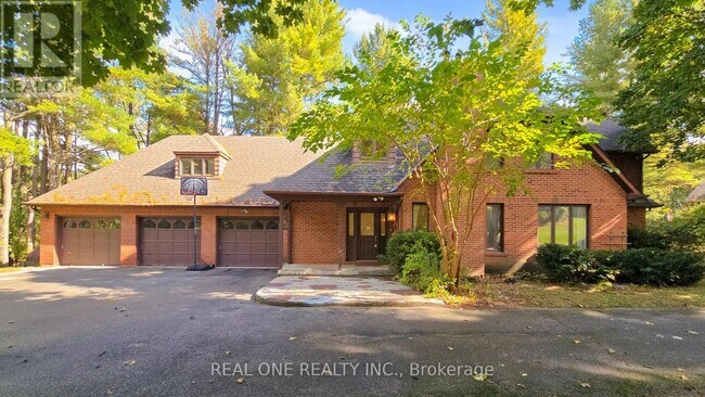 465 Woodland Acres Crescent in Vaughan, ON - Building Photo - Building Photo