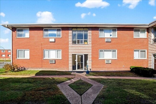 3532 Morgan Ford Rd in St. Louis, MO - Building Photo - Building Photo