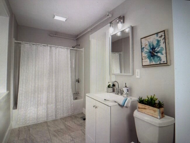 35 Watch St in Rochdale, MA - Building Photo - Building Photo