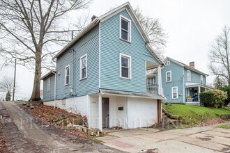 1126 11th St NW in Canton, OH - Building Photo - Building Photo