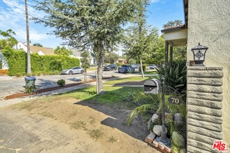 70 N Berkeley Ave in Pasadena, CA - Building Photo - Building Photo