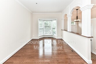 6006 Kelsey Ct in Falls Church, VA - Building Photo - Building Photo