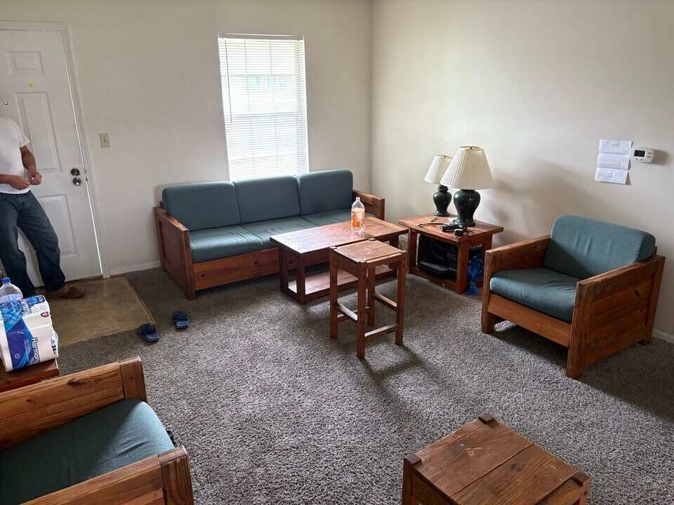 15 S Shafer St, Unit 2005 in Athens, OH - Foto de edificio