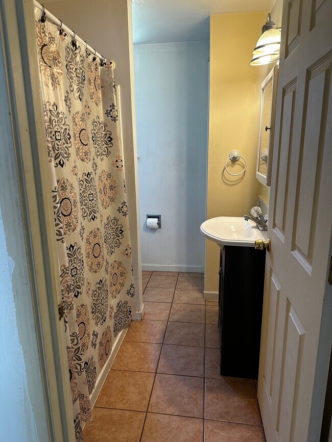 2903 Soltis Dr in Clairton, PA - Building Photo - Building Photo