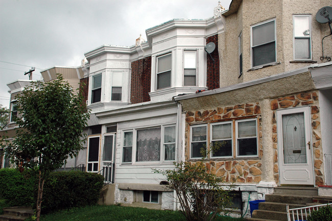 2007 S Salford St in Philadelphia, PA - Foto de edificio - Building Photo