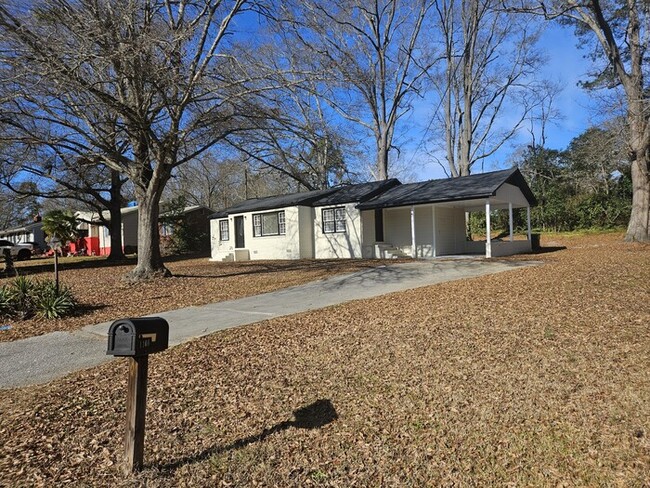 1108 Funderburk St in Lancaster, SC - Building Photo - Building Photo