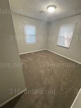 4576 Jade Ave in Wichita, KS - Building Photo - Building Photo