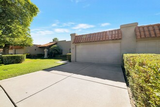 9463 E Jenan Dr in Scottsdale, AZ - Building Photo - Building Photo