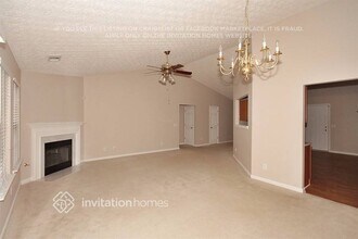 302 Meadows Ln in Canton, GA - Building Photo - Building Photo