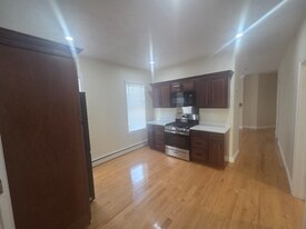 25 Brookside Ave in Brockton, MA - Building Photo