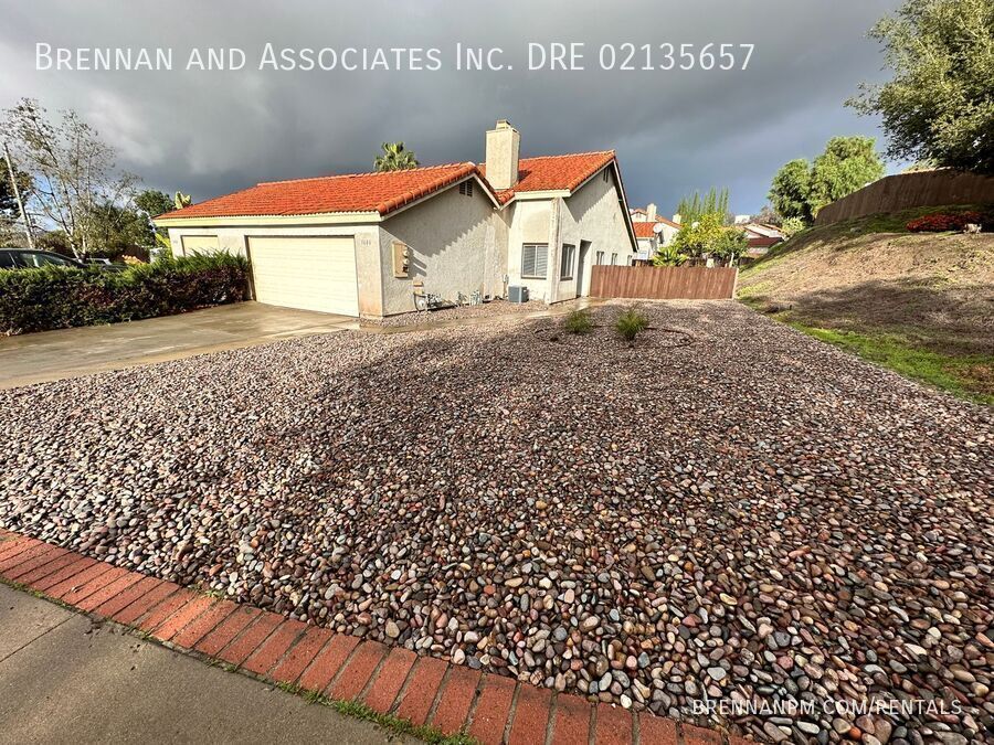 1606 Woodrun Pl in El Cajon, CA - Building Photo