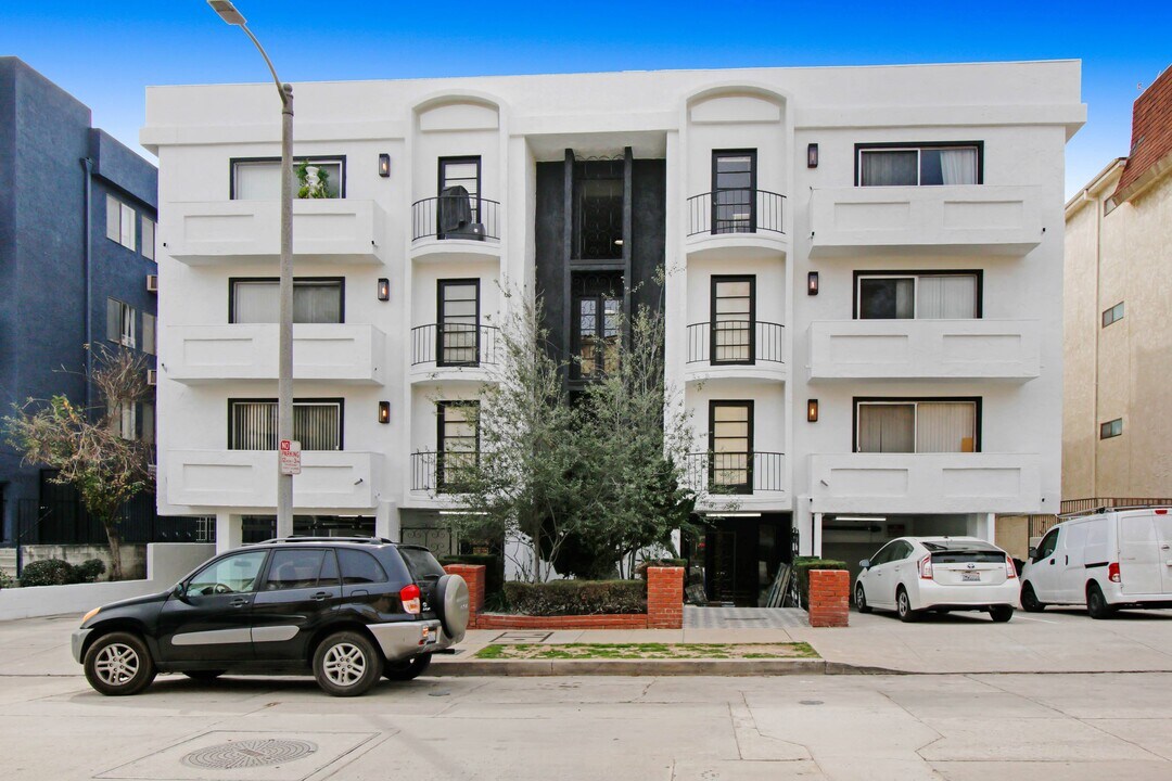 1525 Amherst in Los Angeles, CA - Building Photo