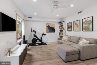 1108 N Bodine St in Philadelphia, PA - Building Photo - Building Photo