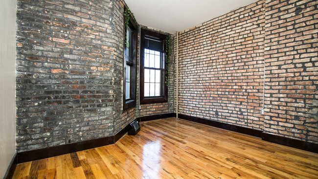 930 Hart St in Brooklyn, NY - Building Photo - Building Photo