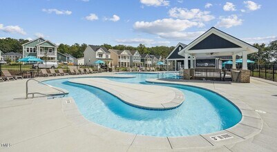 101 Decatur Dr, Unit 107 in Raleigh, NC - Foto de edificio - Building Photo