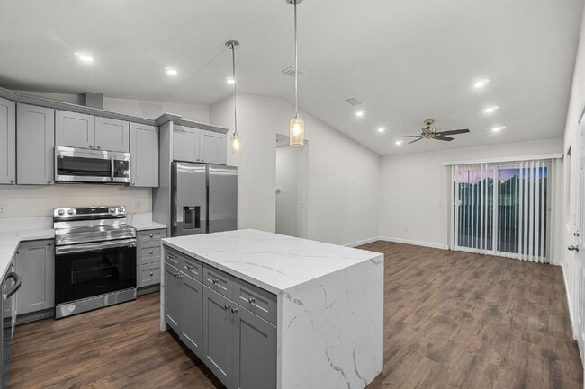 1809 Devon Pl in Vista, CA - Building Photo - Building Photo