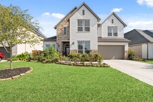 32018 Crested Knl Ct in Fulshear, TX - Building Photo