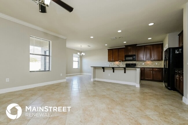 10255 Newminster Loop in Ruskin, FL - Building Photo - Building Photo