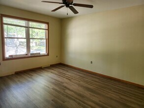 1323 W Main St in Stoughton, WI - Building Photo - Building Photo